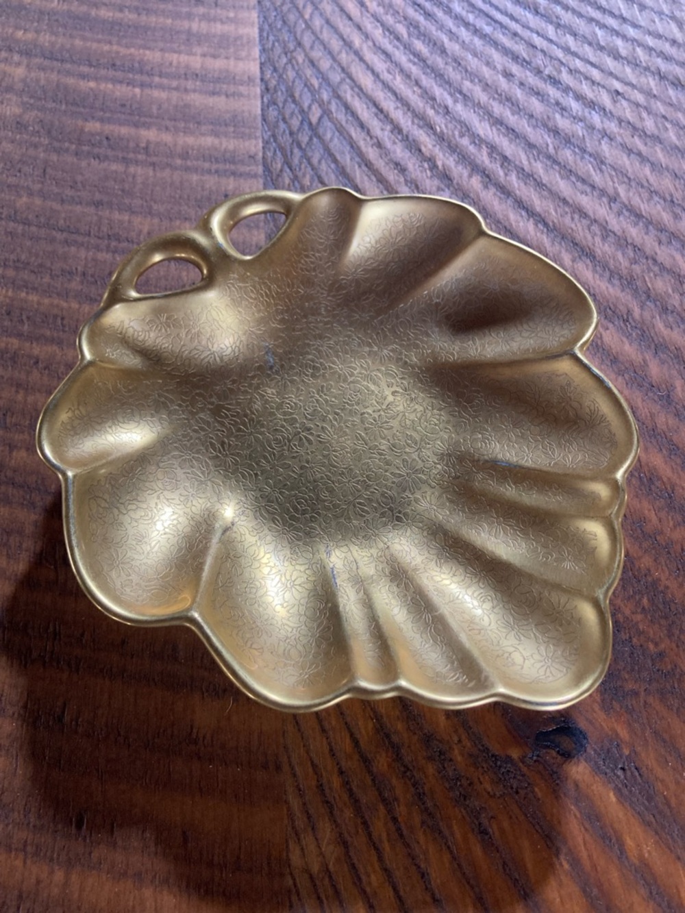Pickard | Rose and Daisy Pattern Floral Scalloped Decorative Dish